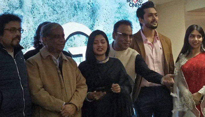 যৌথ প্রযোজনার ছবিতে এপাড় ওপাড় বাংলার তারকারা