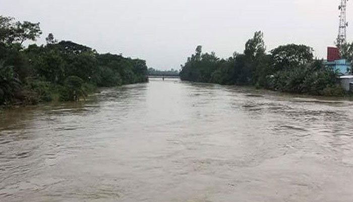 বিপদসীমার ওপরে খোয়াই নদীর পানি