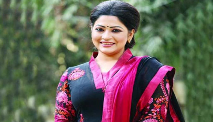 কবিতা পড়তে ভালোবাসি-বাঁধন