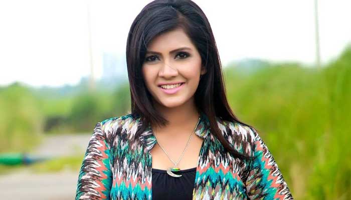 কবিতা পড়ে ৫০০ টাকা পেয়েছিলাম-মারিয়া নূর