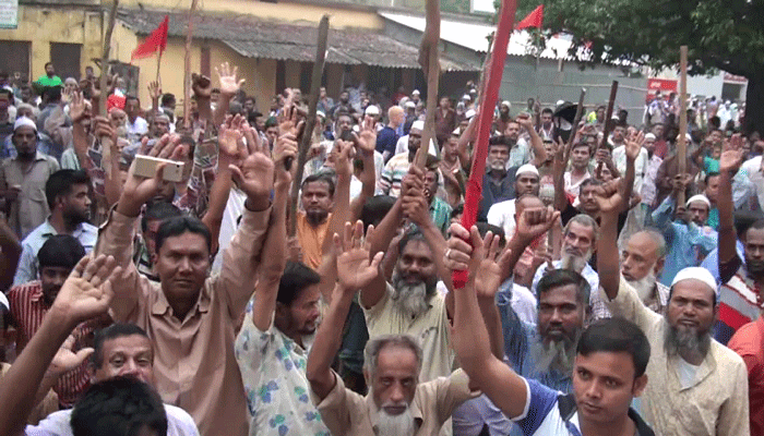 খুলনার ৯ জুট মিলে উৎপাদন বন্ধ, বিক্ষোভে শ্রমিকরা