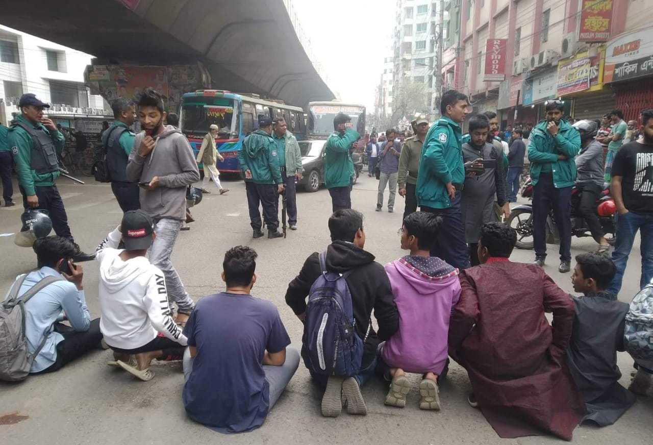 ওয়াসার গাড়িচাপা: এসএসসি পরীক্ষা দেয়া হলো না আবিরের