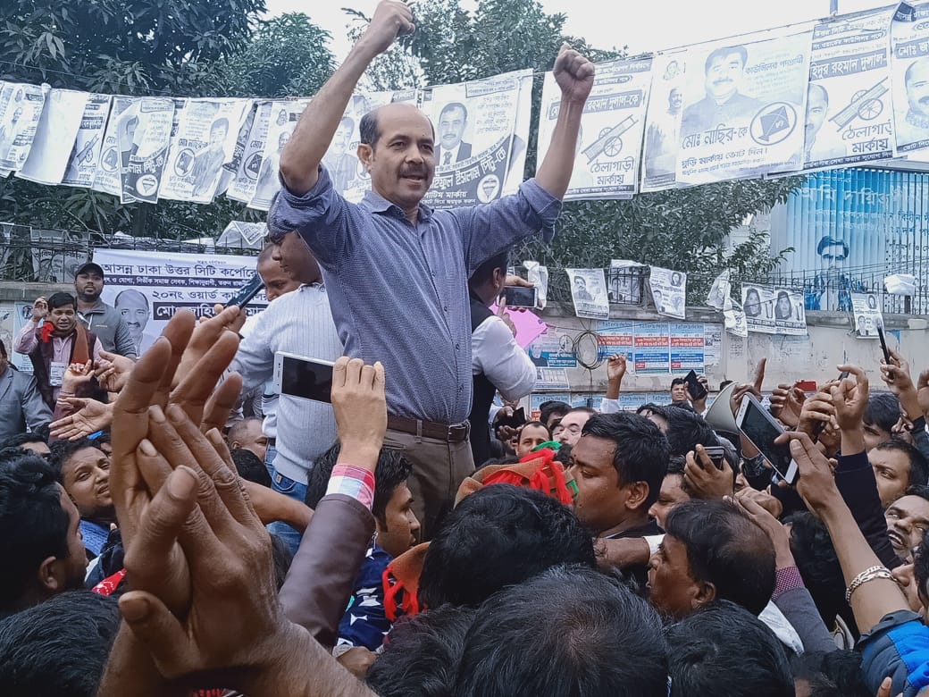 নির্বাচনী প্রচারণায় ঢাকা উত্তরের মেয়রপ্রার্থী আতিকুল