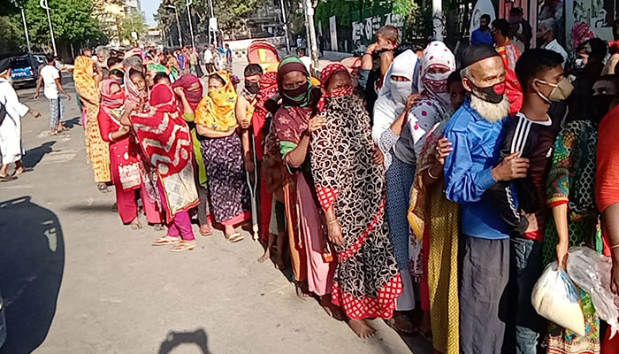 করোনা সচেতনতার মধ্যে অসচেতনতা