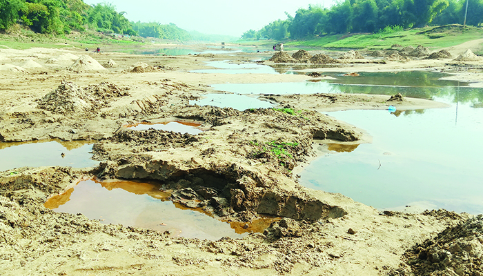 দখলে-দূষণে-ভরাটে বিলীনের পথে সিলেটের নদীগুলো
