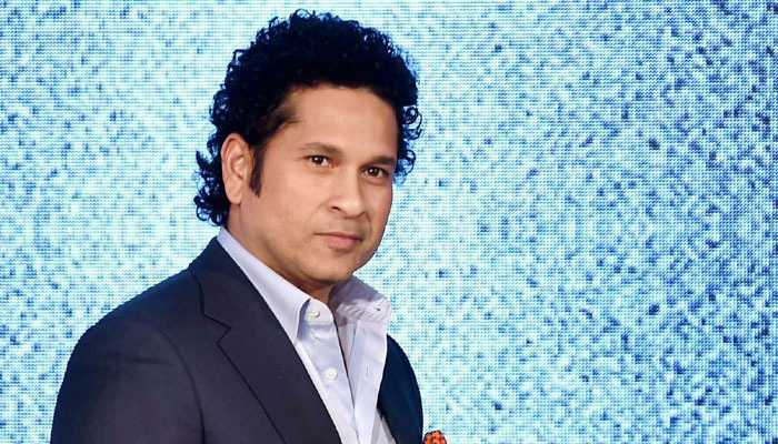 সাহায্যের হাত বাড়ালেন শচিন