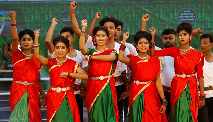 সংস্কৃতিকর্মীদের জন্য ৫০ কোটি টাকা অনুদান দাবি