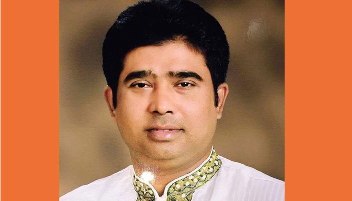 কর্মহীন মানুষের পাশে চেয়ারম্যান আজিজুল