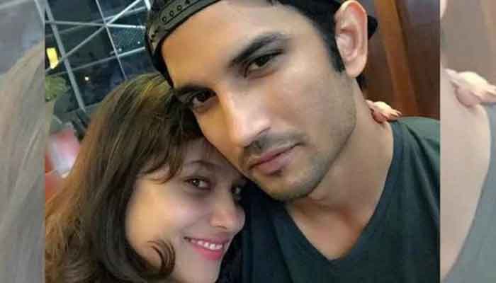 সুশান্তের মৃত্যু নিয়ে প্রকাশ্যেই মুখ খুললেন অঙ্কিতা (ভিডিও)