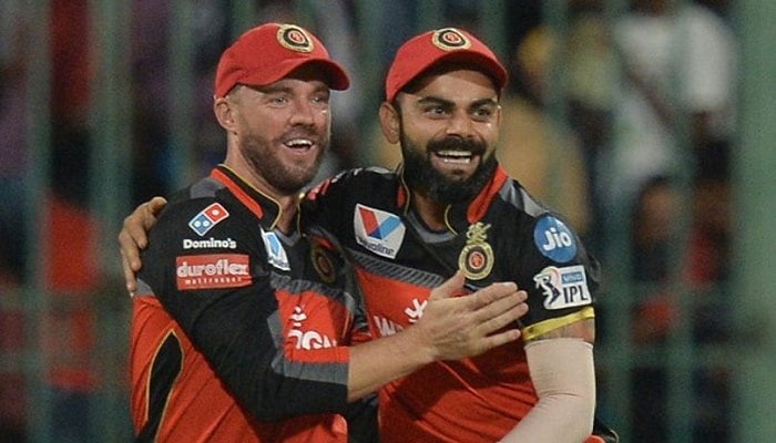 কোহলি বন্দনায় ডি ভিলিয়ার্স