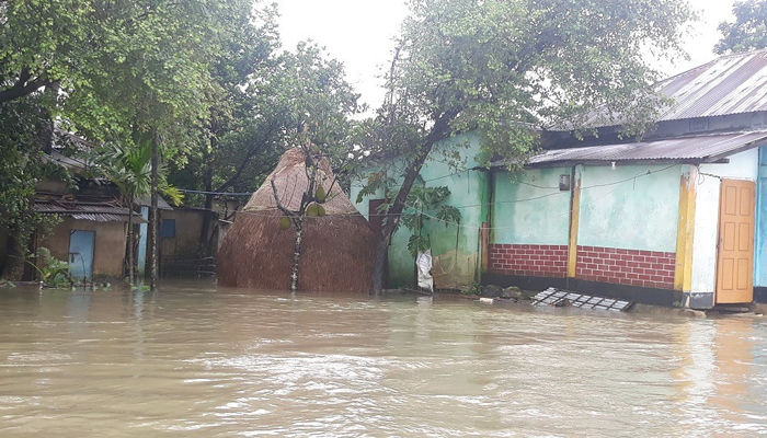 দোয়ারায় দ্বিতীয় দফায় বন্যা, পানিবন্দি অর্ধলক্ষাধিক পরিবার