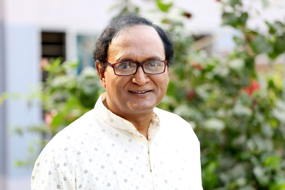 একটাই চাওয়া, করোনা ও জঙ্গিমুক্ত হোক দেশ