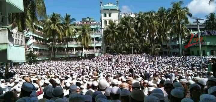 জানাজায় লাখো মানুষের ঢল
