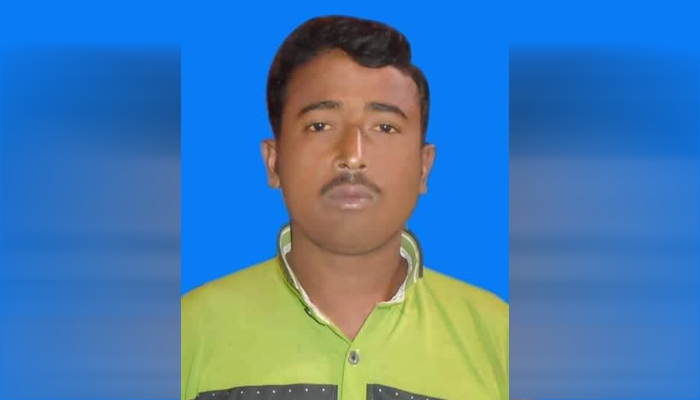 অবশেষে গ্রেপ্তার মানবিক সহায়তার অর্থ আত্মসাতকারী চৌকিদার