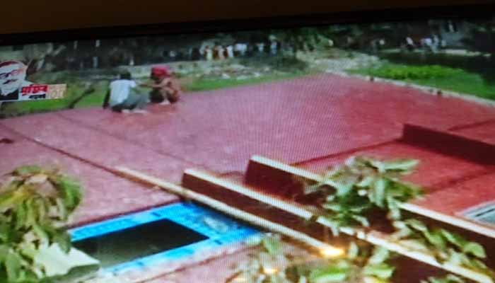 কেরাণীগঞ্জে তিনতলা ভবন ধস, সাতজনকে উদ্ধার