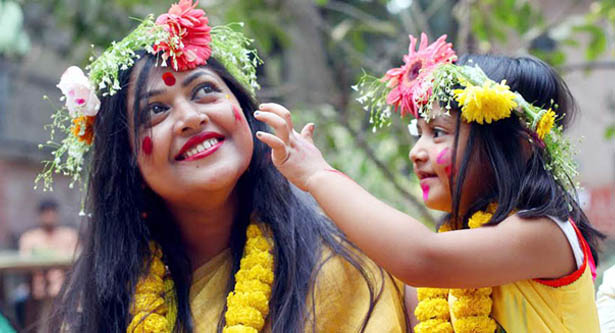 করোনা সরিয়ে দিয়ে জয় হোক ভালোবাসার