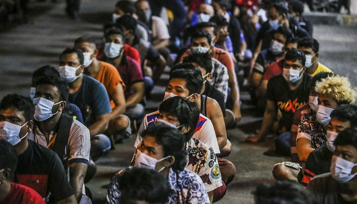 কুয়ালালামপুরে বাংলাদেশিসহ ২০৫ শ্রমিক আটক