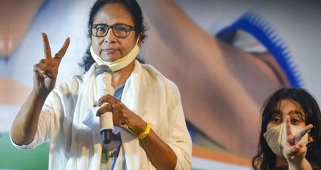 বুধবার তৃতীয়বার মুখ্যমন্ত্রী পদে শপথ নেবেন মমতা