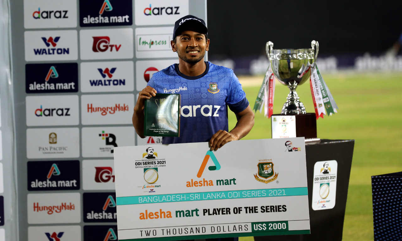 টাইগারদের ভুলে হোয়াইটওয়াশ এড়াল শ্রীলঙ্কা