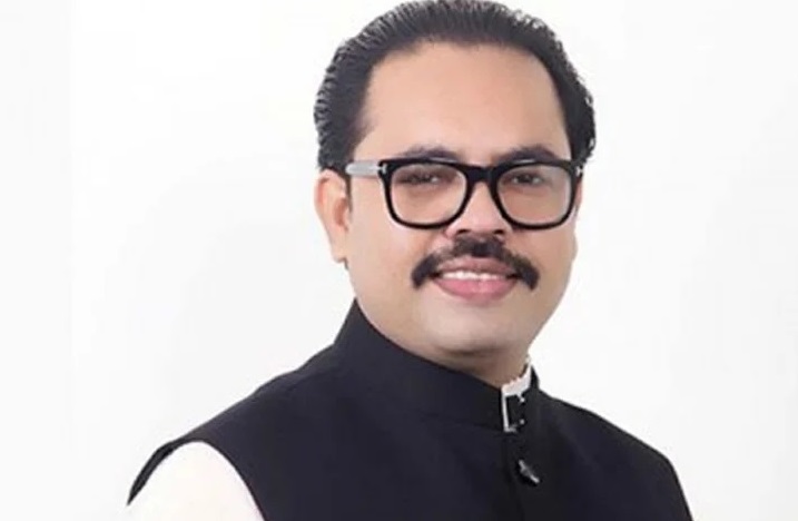 সেই দর্জি মনির গ্রেপ্তার