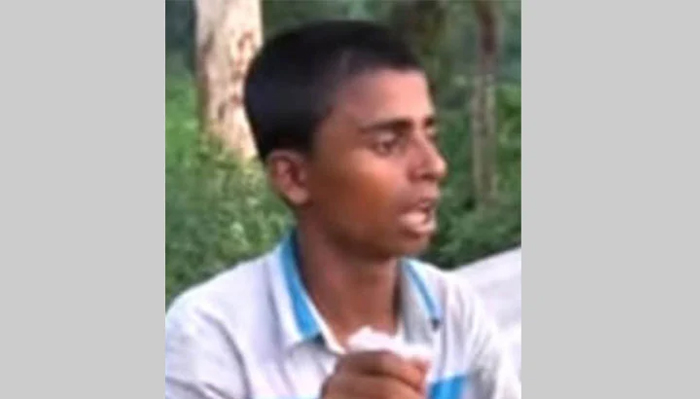 ছেলের লাশ ট্যাঙ্কিতে রেখে নির্বাচনী প্রচারে মা-বাবা