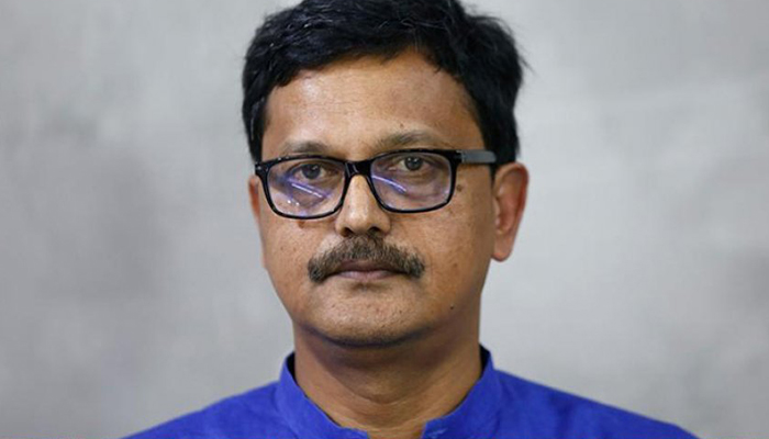 লঞ্চে ধূমপান বন্ধে পদক্ষেপ গ্রহণ করা হবে: নৌপরিবহন প্রতিমন্ত্রী