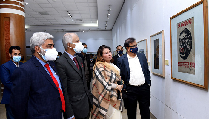 পটুয়া কামরুল হাসানের শতচিত্রের বিশেষ প্রদর্শনী