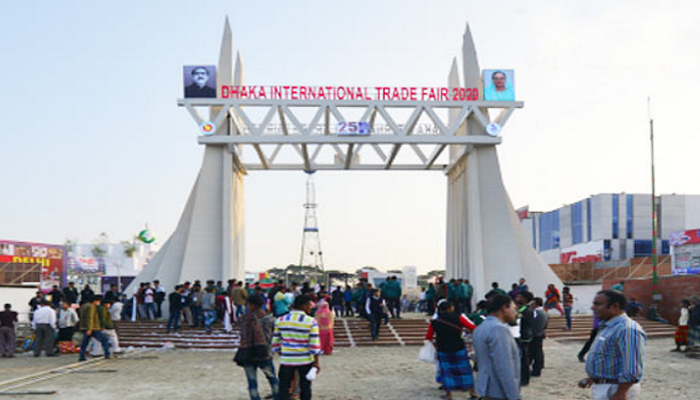 বাণিজ্য মেলার সময় বাড়ছে না