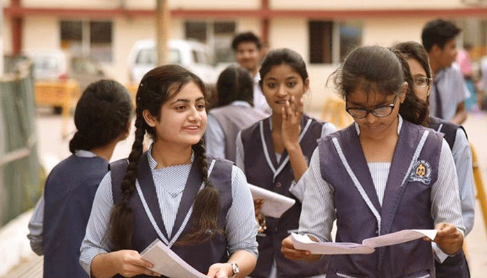 মাধ্যমিক ও উচ্চমাধ্যমিকে সশরীরে ক্লাস শুরু আজ