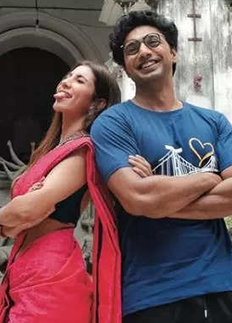 দেবকে সবার সামনে সরাসরি না বললেন রুক্মিণী! 
