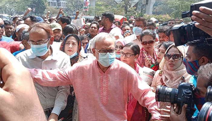 ক্রয় ক্ষমতা বেড়েছে মন্ত্রী-এমপিদের: রিজভী