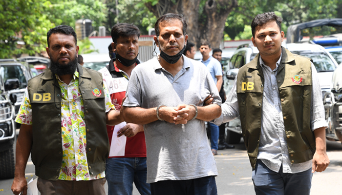 হজ মৌসুমে টিকেট জালিয়াতির টার্গেট প্রতারক চক্রের