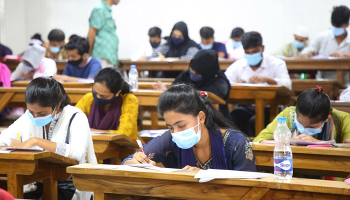 গুচ্ছের ফি বাড়ছে, এগিয়ে আসছে ভর্তি পরীক্ষা