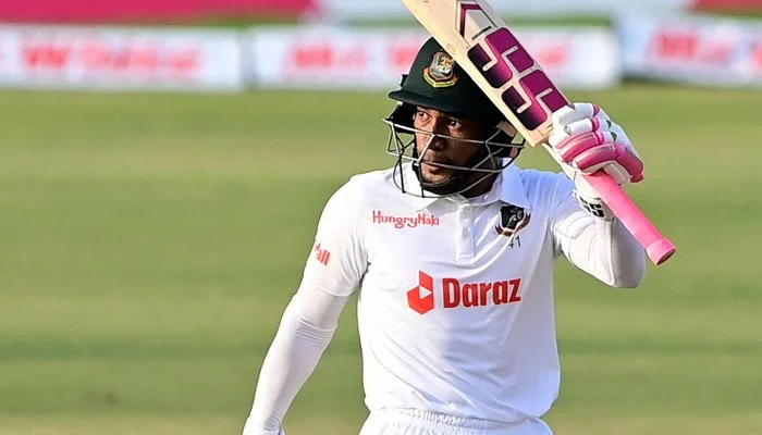 আইসিসির মে মাসের সেরার মনোনয়নে মুশফিক