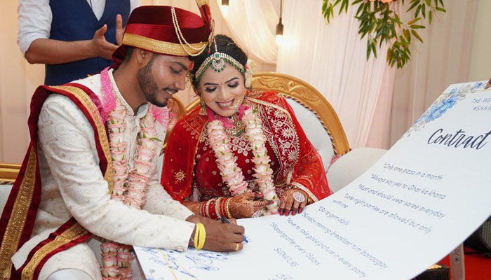 পিৎজা খাওয়ানোর শর্তে বিয়েতে রাজি কনে!