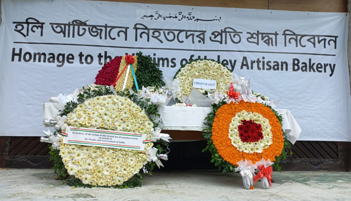 শ্রদ্ধা, ভালোবাসায় হলি আর্টিজানে নিহতদের স্মরণ কূটনীতিকদের