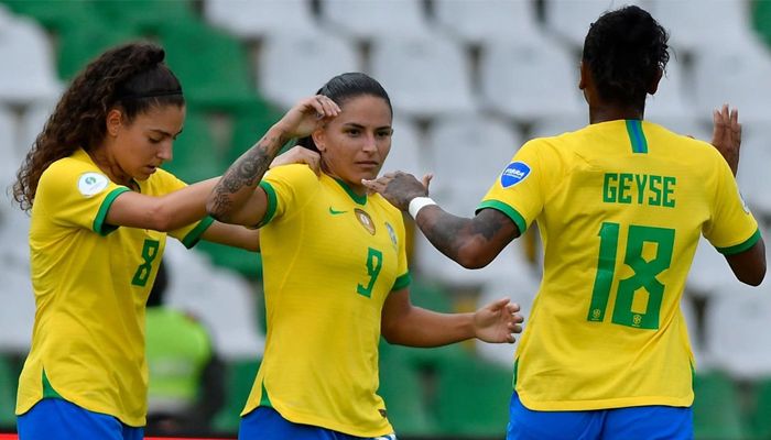 ভেনেজুয়েলাকে উড়িয়ে সেমিফাইনালের পথে ব্রাজিল