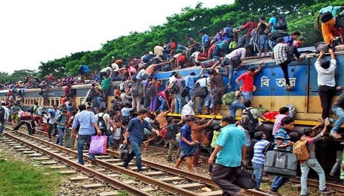 ট্রেনের ছাদে যাত্রী ওঠা, কালোবাজারি বন্ধে মনিটরিং সেল