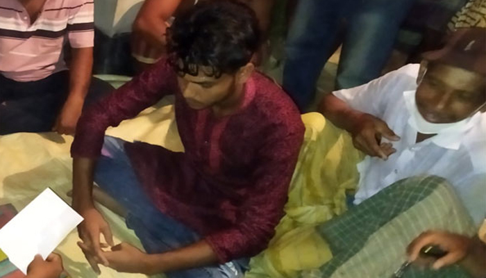১৫ বছরের প্রেমিকের সঙ্গে ১৯ বছরের প্রেমিকার বিয়ে