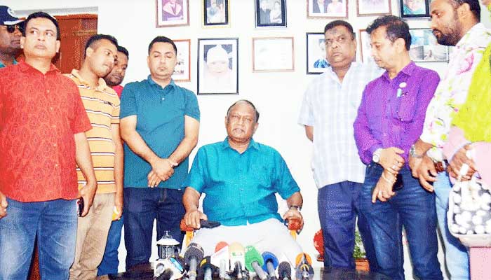 দুই মাসেই কমবে সয়াবিন তেলের দাম: বাণিজ্যমন্ত্রী