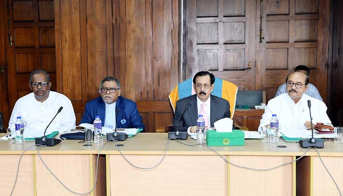 করোনা টিকার প্ল্যান্ট দ্রুত বাস্তবায়নের সুপারিশ