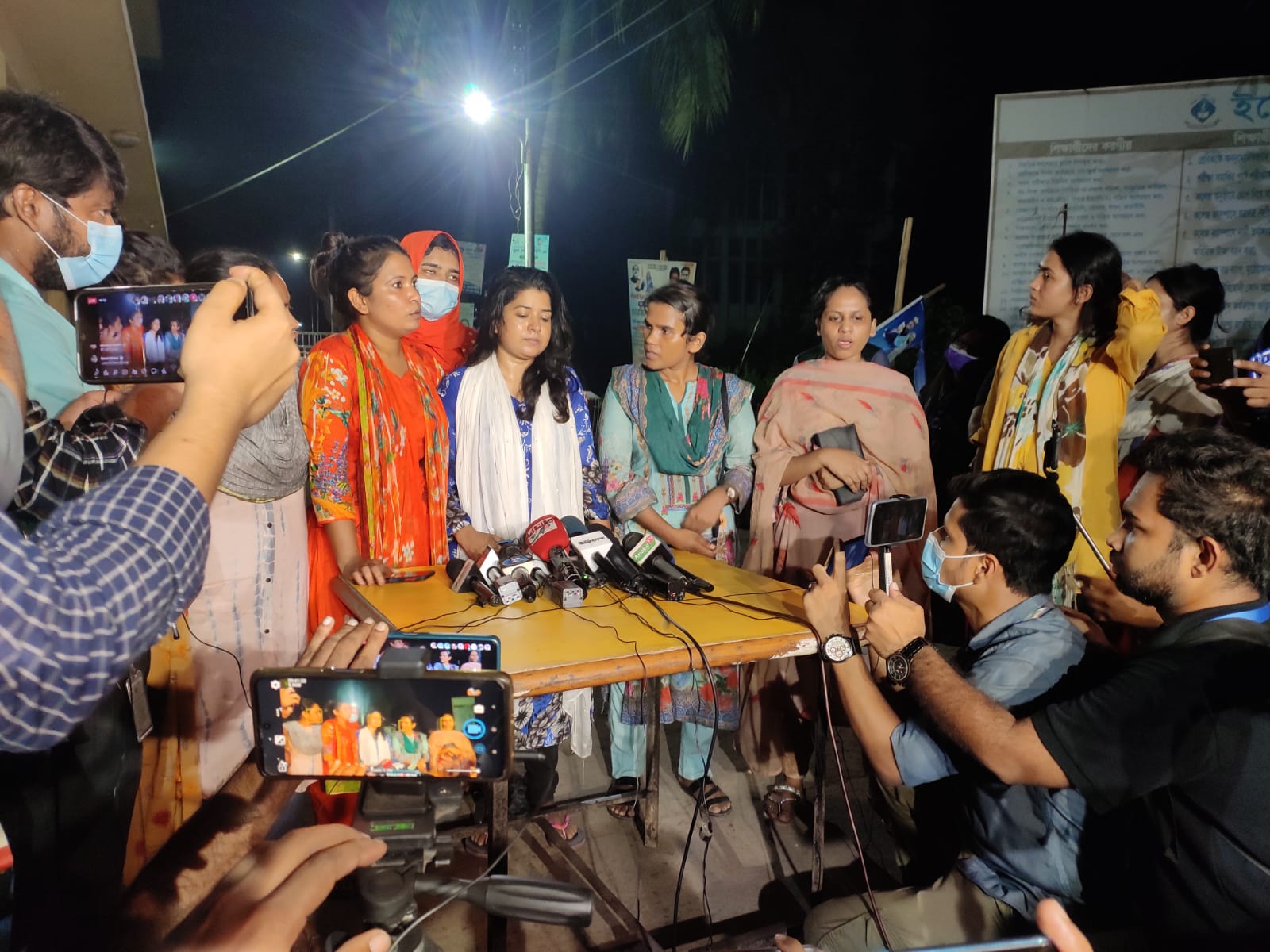 ইডেন কলেজ ছাত্রলীগের সভাপতি-সম্পাদককে 'অবাঞ্ছিত' ঘোষণা