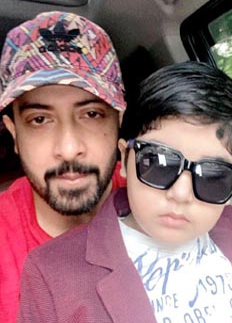 ছেলের জন্মদিনে কী দিলেন শাকিব