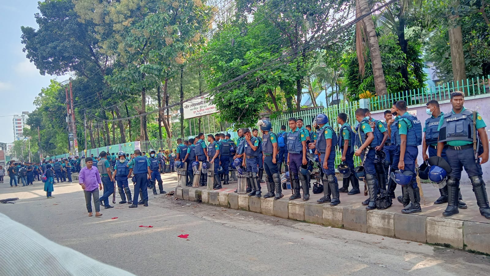 বিএনপির সমাবেশে পুলিশের বাধা, টিয়ারশেল নিক্ষেপ