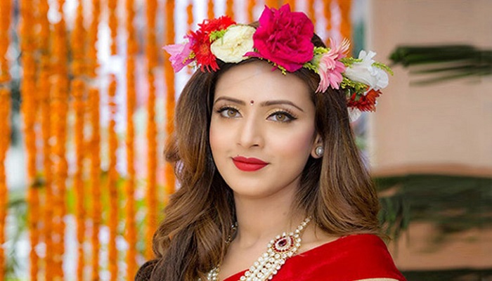 মিমের ফেসবুক পোস্ট নিয়ে তোলপাড়