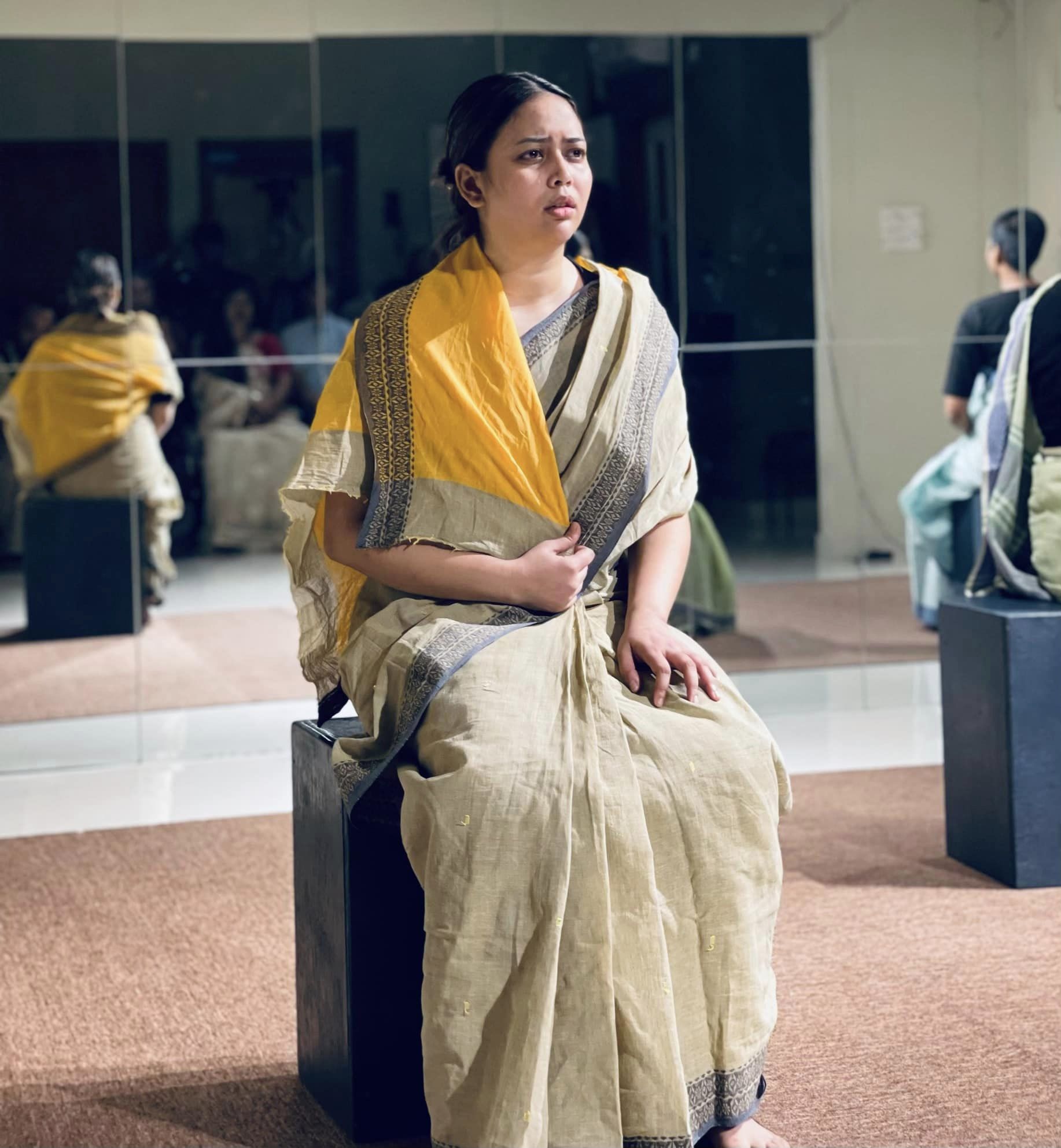 মঞ্চে অভিনয় করে উচ্ছ্বসিত ভাবনা