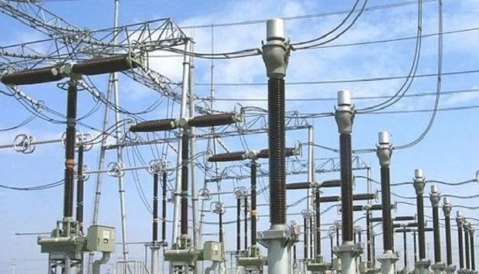 ভয়াবহ বিদ্যুৎ বিপর্যয়ে দুর্ভোগ