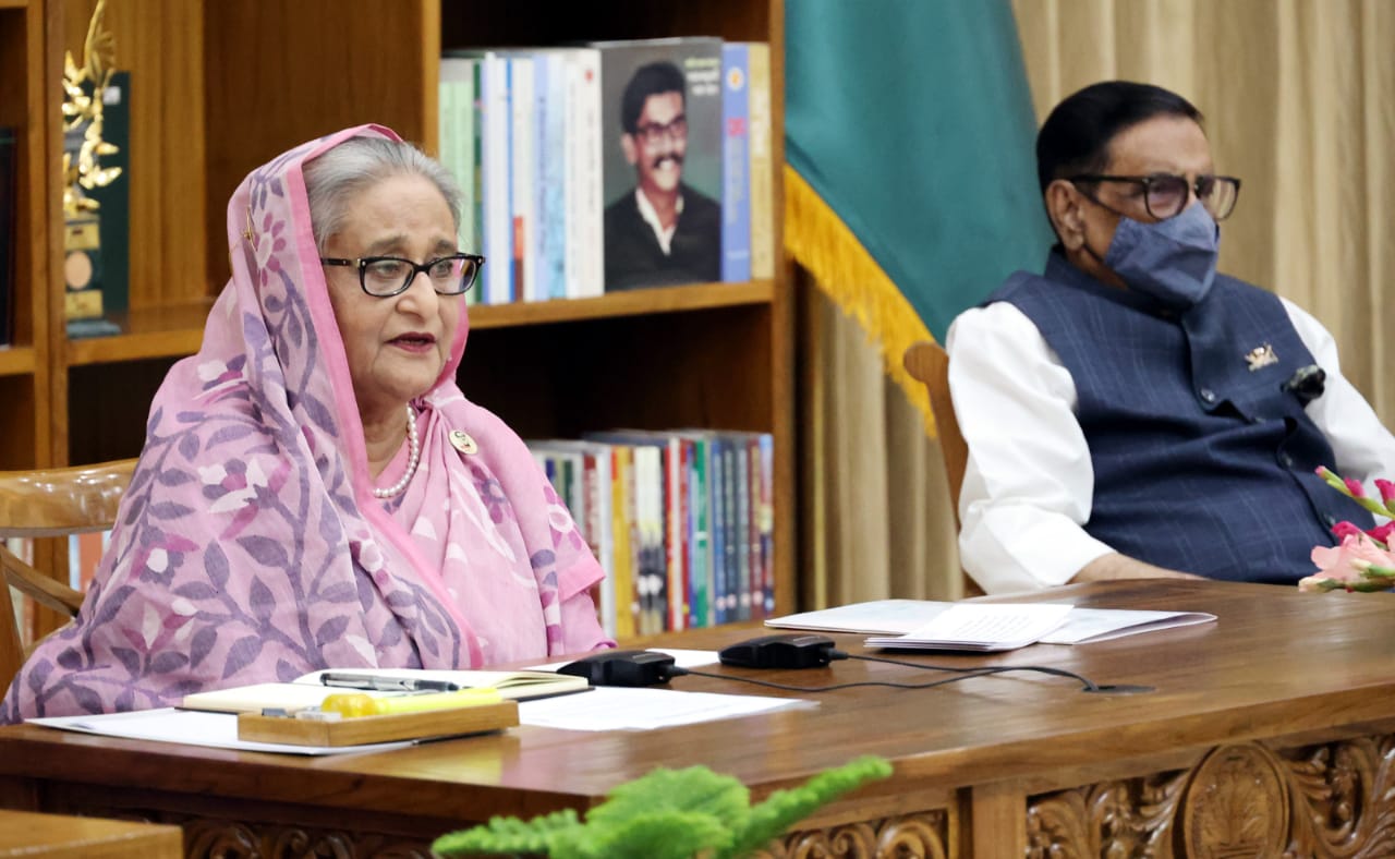 শক্ত অবস্থানে দেশের অর্থনীতি