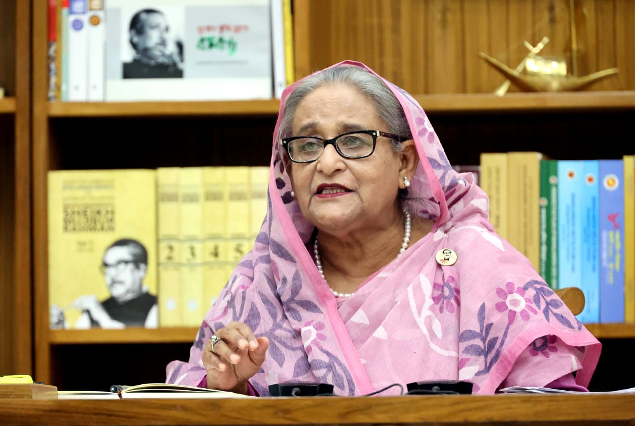 শক্ত অবস্থানে দেশের অর্থনীতি