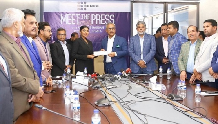 পোশাকের সঙ্গে দেশকেও ব্র্যান্ডিং করতে চায় বিজিএমইএ